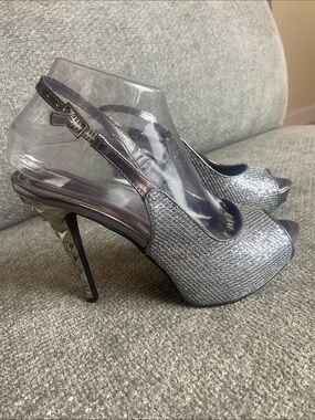 Silver Metallic Peep-Toe Slingback High Heels size 8
